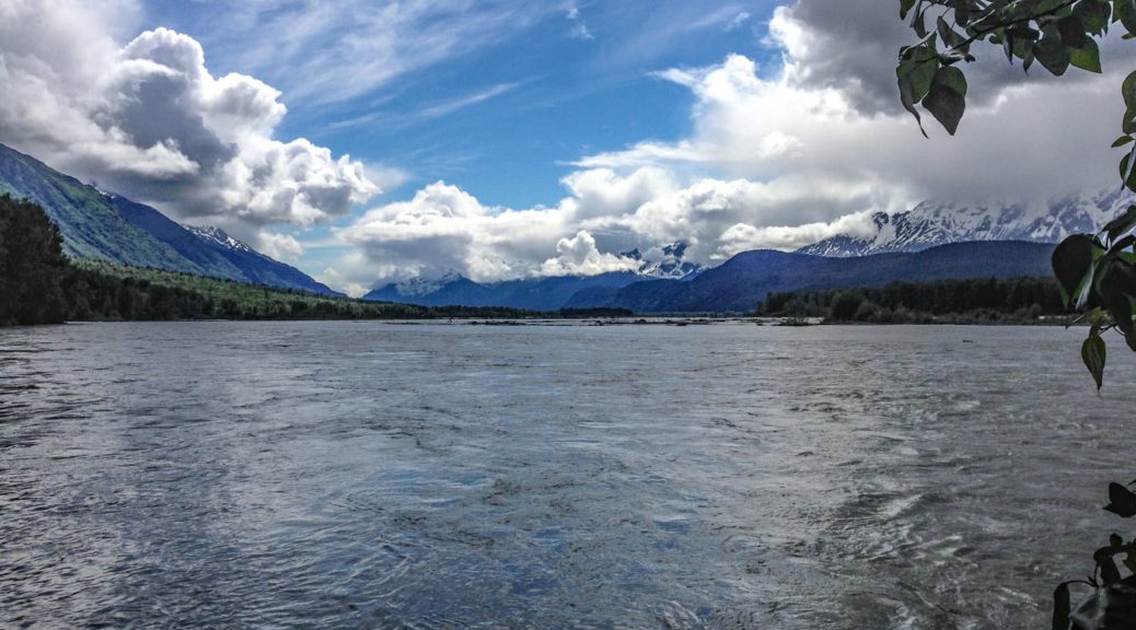 Aussichtspunkt am Chilkat River kurz vor Haines