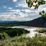 Zusammenfluss von Klondike und Yukon River bei Dawson City