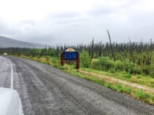 Das Grenzschild zum Yukon am Alaska Highway